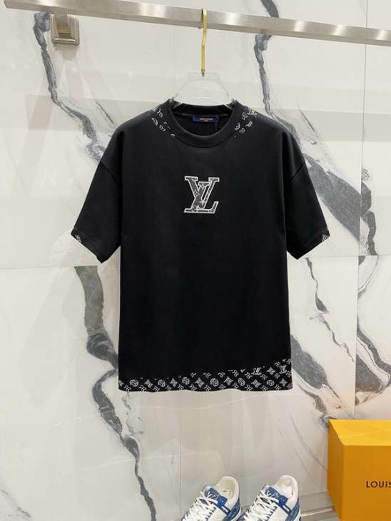 Picture of Louis Vuitton T Shirts Short _SKULVXS-Ltltx1436694
